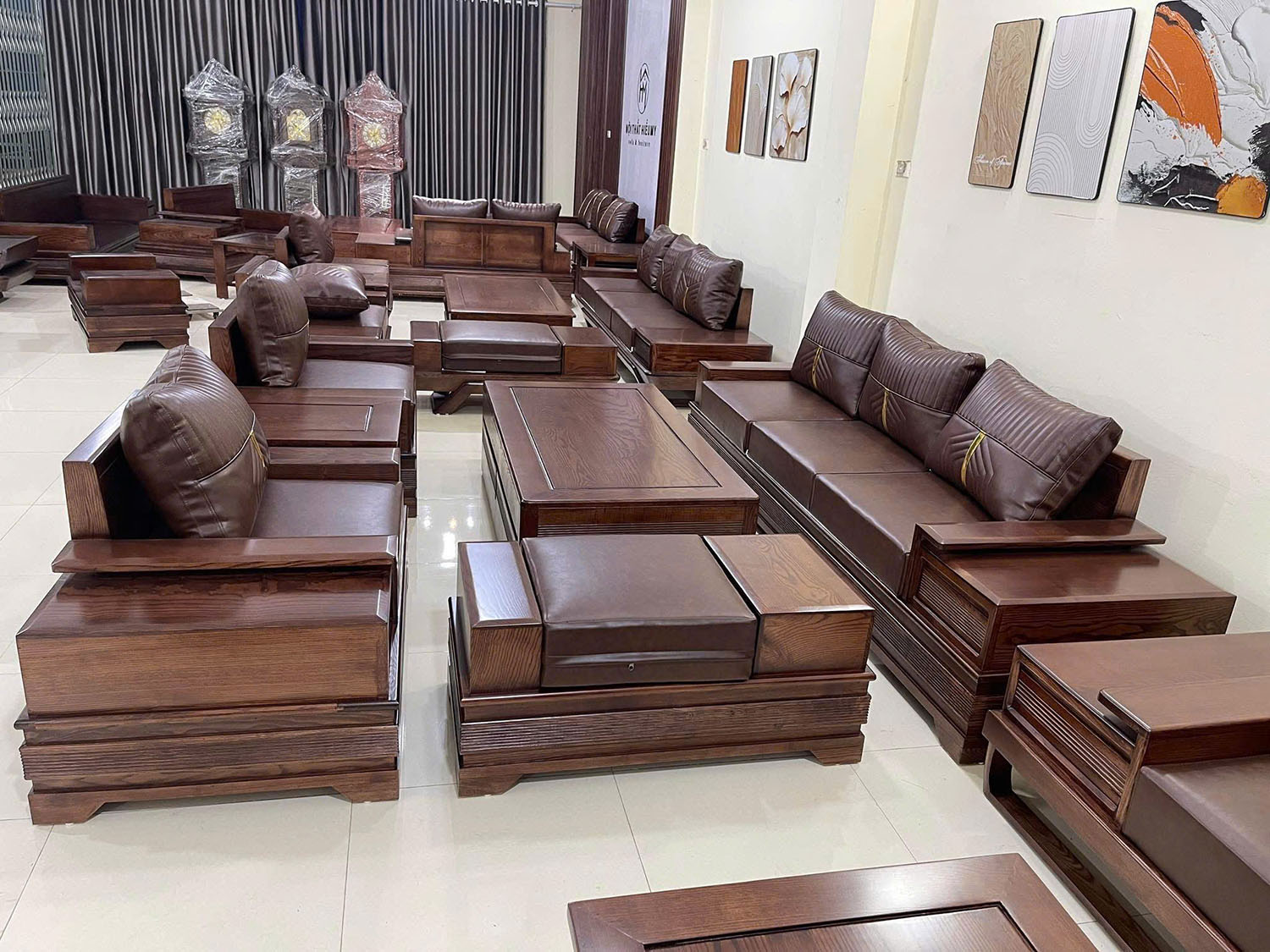 Sofa gỗ sồi Nga — Kiểu dáng đối chân pháo